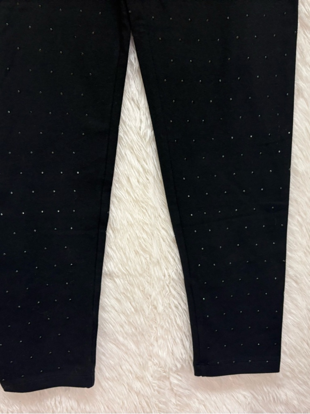 PINK Victoria's Secret Black All Over Rhinestone NWT Leggings | Size Medium π€β¨ - Picture 11 of 17